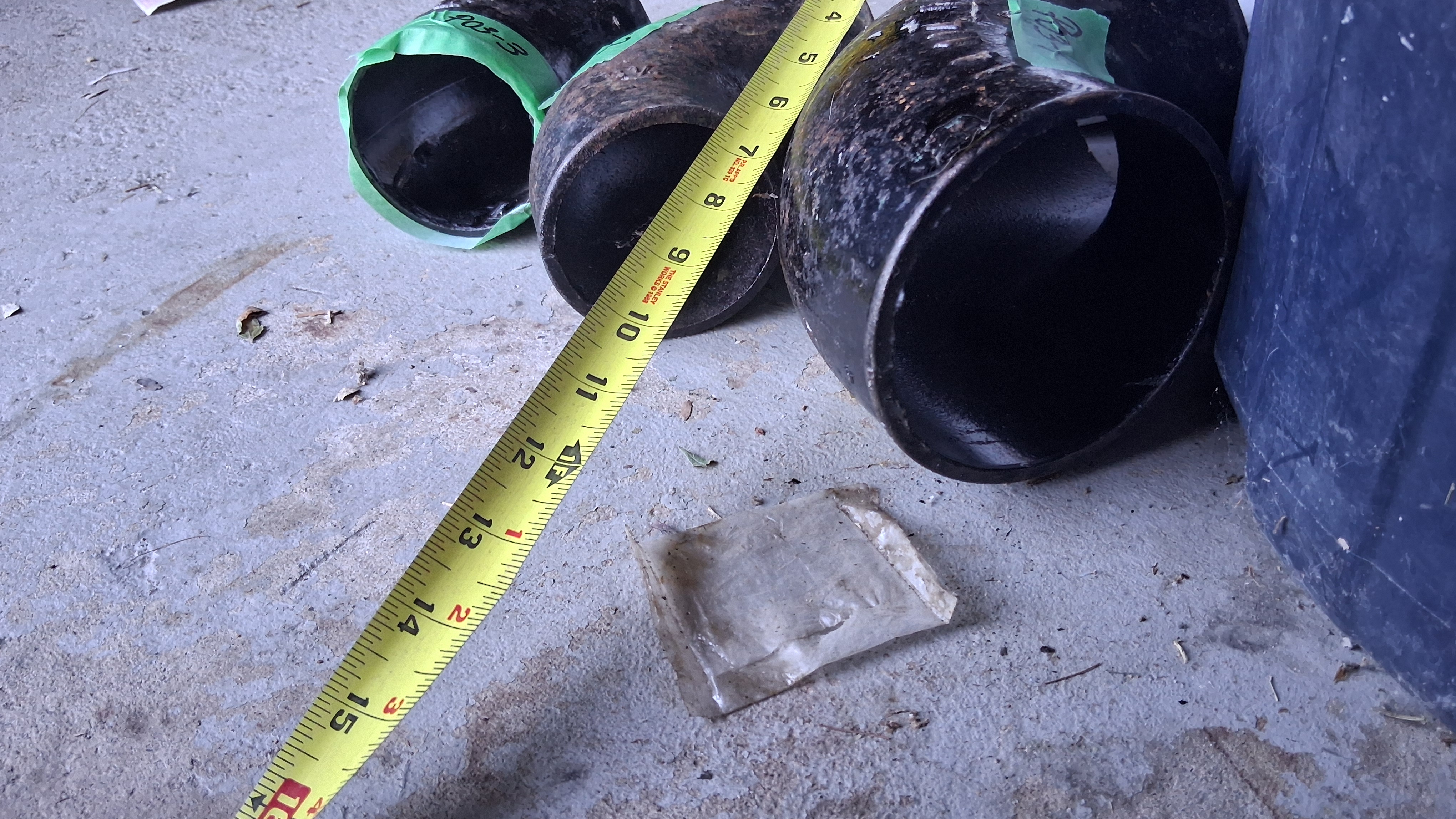No-Hub Cast Iron 1/4 Bend Elbows Lot (4-inch, 3-inch, 2-inch), Tyler & Canada, photo 3 of 3