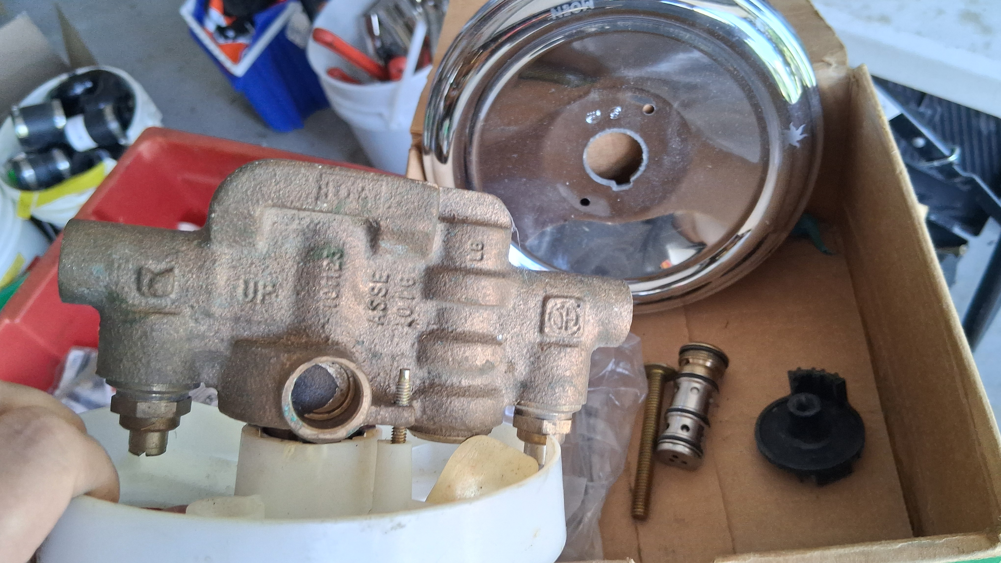Tub/Shower Trim Kit & Brass Valve Body, Chrome, T172, photo 3 of 5